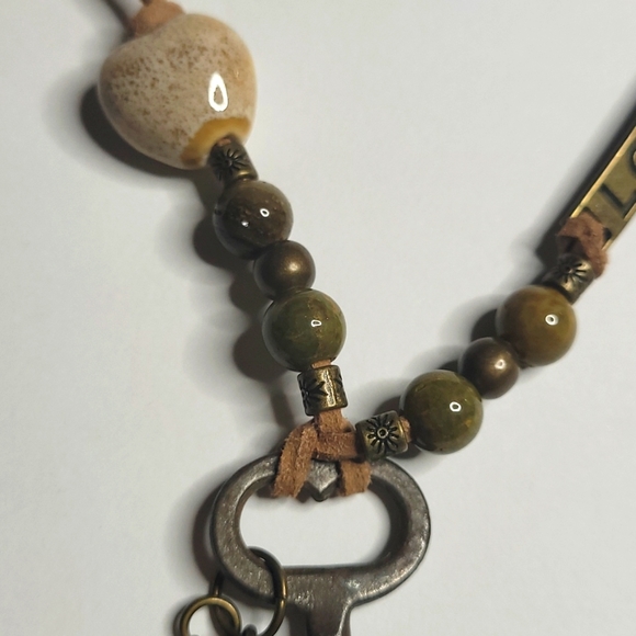 🗝HAND-CRAFTED NECKLACE - Picture 5 of 5